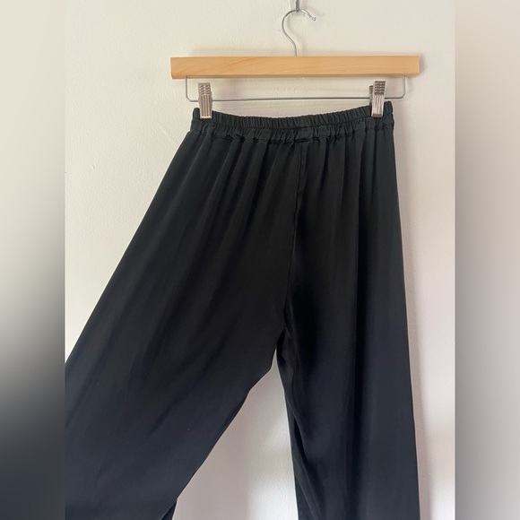 Sleeper Black Silk Satin Long Sleeve Top & Pull-On Pants Pajama Set Size Small - Picture 6 of 12